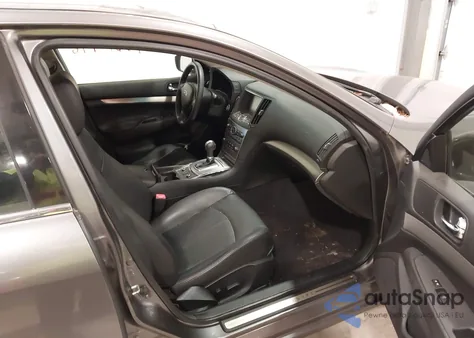 2013 Infiniti G37X z USA, uszkodzony, nr VIN JN1CV6AR5DM751238